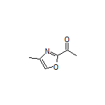 1-(4-Methyloxazol-2-yl)ethanone