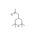 1-(2,2,6,6-Tetramethyltetrahydro-2H-pyran-4-yl)-2-propanone